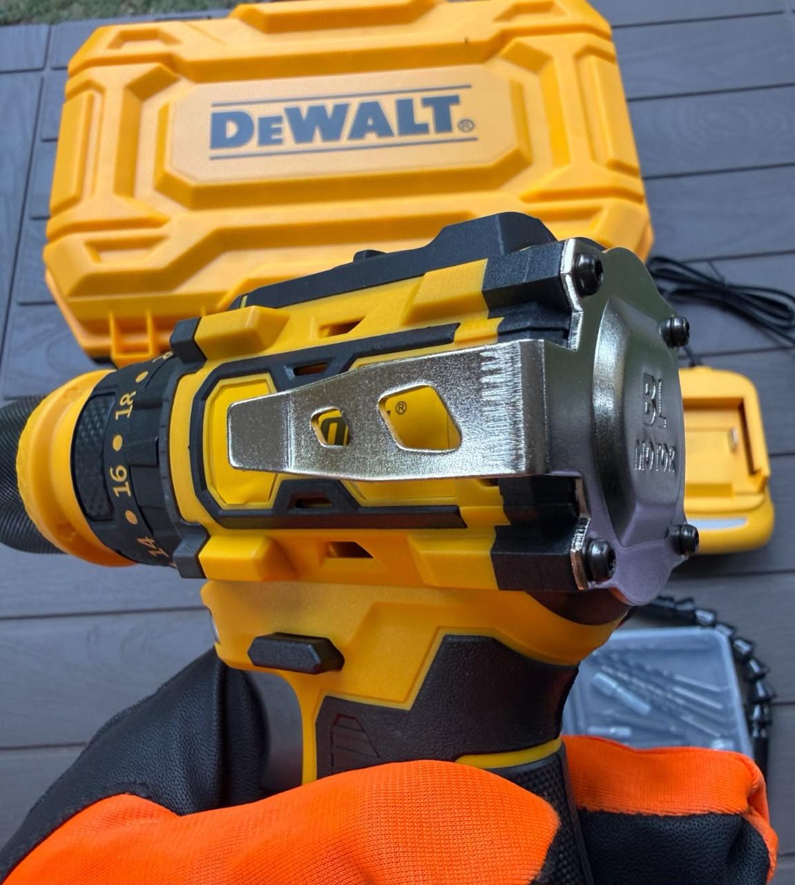 Taladro 128V DEWALT Brushless + Kit Copas y Maletín